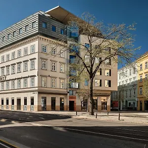 Radisson Blu Triest Hotel, 4*, וינה אוסטריה