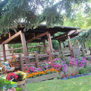 Alloggio per agriturismo Flora